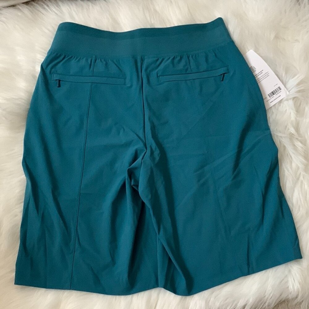 ATHLETA Cosmic Bermuda Shorts in Dark Green Sz 4 - Picture 4 of 5